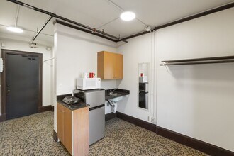 Studio 1 Bath 324 floor plan